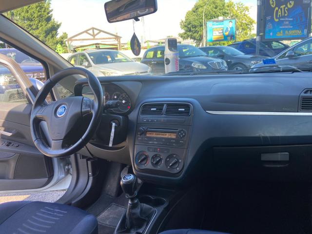 FIAT Grande Punto usata, con Sedile posteriore sdoppiato