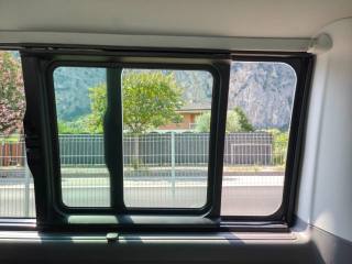 VOLKSWAGEN Caravelle usata 24