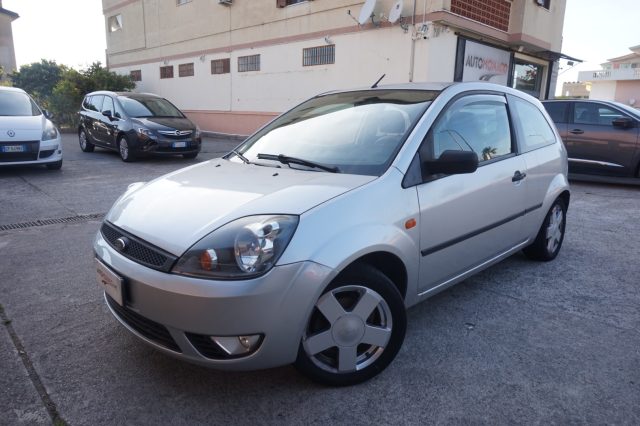 FORD Fiesta usata, con ABS