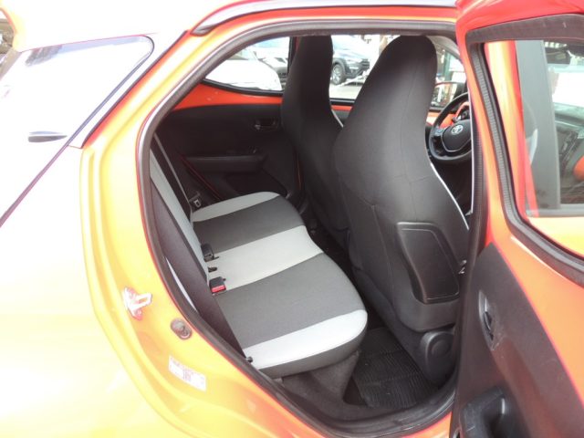 TOYOTA Aygo usata, con Alzacristalli elettrici