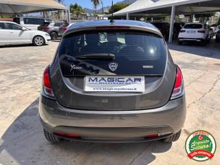 LANCIA Ypsilon usata, con Boardcomputer