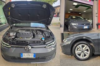 VOLKSWAGEN Golf usata, con USB