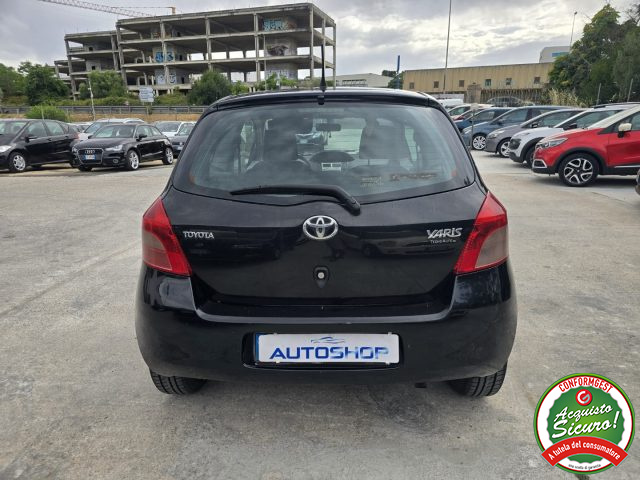 TOYOTA Yaris usata 4