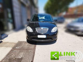 LANCIA Ypsilon usata, con Airbag