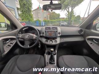 TOYOTA RAV 4 usata, con Cerchi in lega