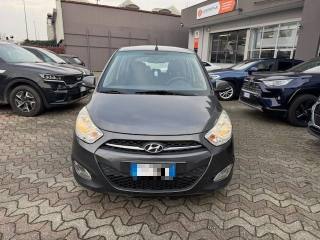 HYUNDAI i10 usata, con Airbag