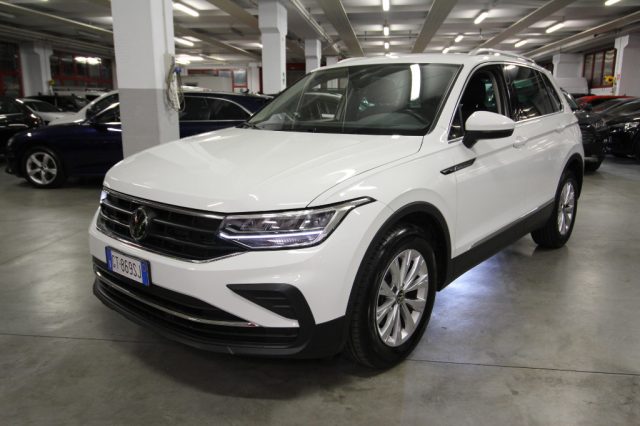 VOLKSWAGEN Tiguan usata, con Airbag