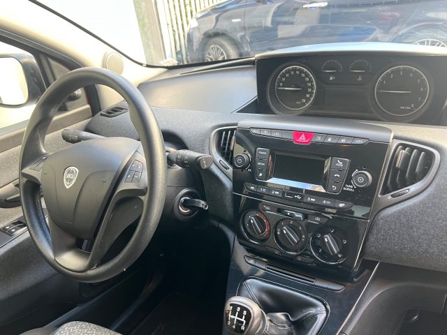 LANCIA Ypsilon usata, con Cronologia tagliandi