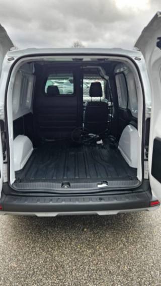 NISSAN Townstar usata, con Riconoscimento dei segnali stradali