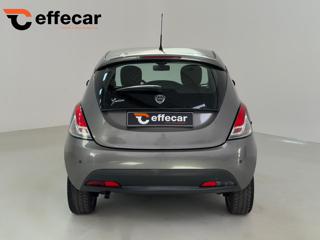 LANCIA Ypsilon usata, con Autoradio
