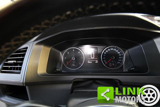 VOLKSWAGEN Caravelle usata, con Airbag Passeggero