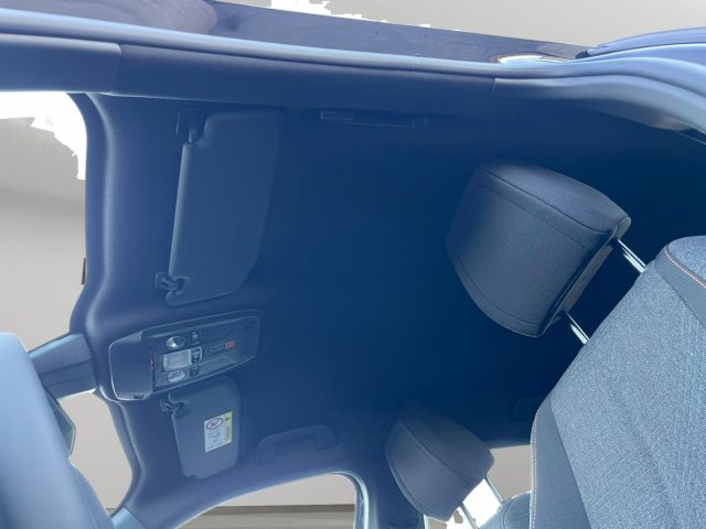 PEUGEOT 2008 usata, con Sensore di luce