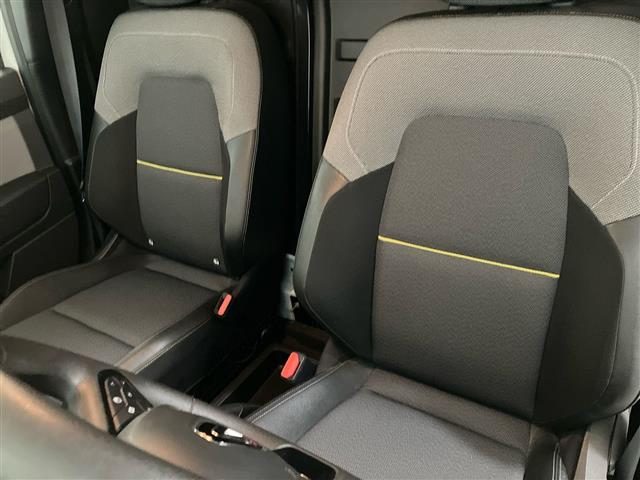 RENAULT Kangoo usata 21