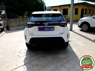 TOYOTA Yaris Cross usata, con Autoradio