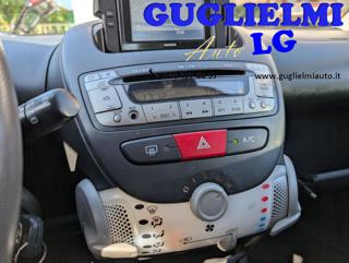 TOYOTA Aygo usata, con Sedile posteriore sdoppiato
