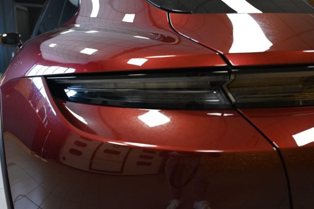 PORSCHE Taycan usata 16