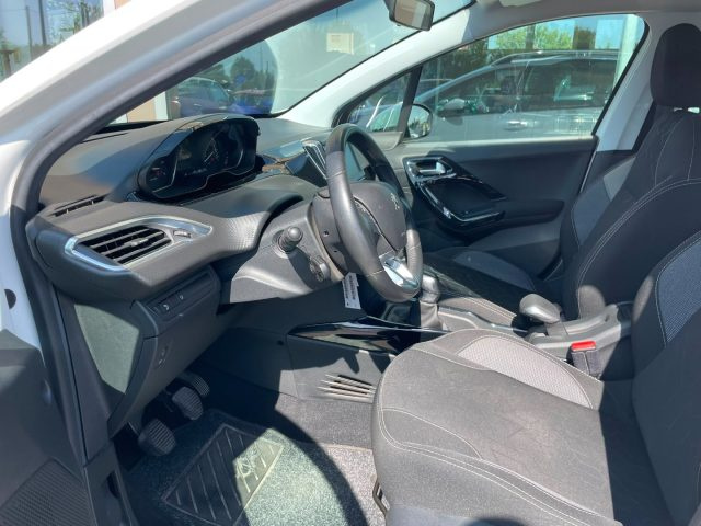PEUGEOT 2008 usata, con Cruise Control