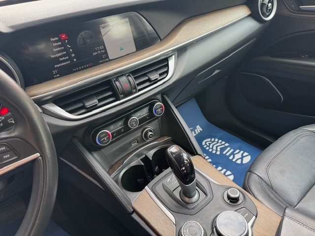 ALFA ROMEO Stelvio usata, con Interni in pelle