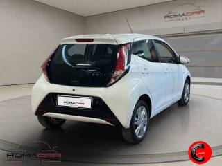TOYOTA Aygo usata, con Autoradio