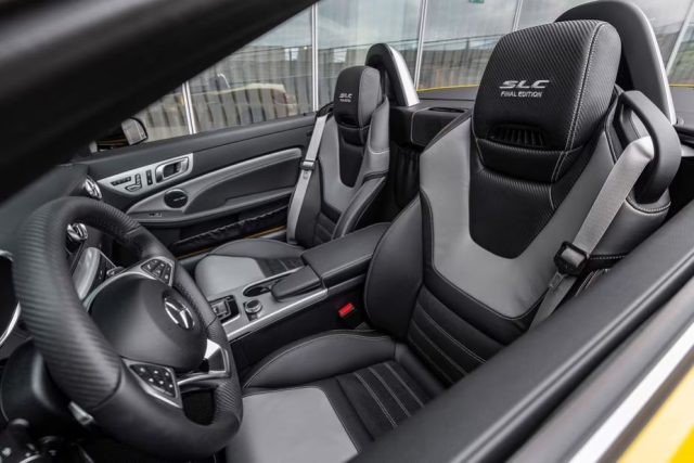 MERCEDES-BENZ SLC 300 usata, con Airbag laterali