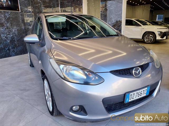MAZDA 2 usata, con Airbag laterali