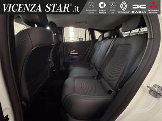 MERCEDES-BENZ GLA 200 usata, con Chiusura centralizzata