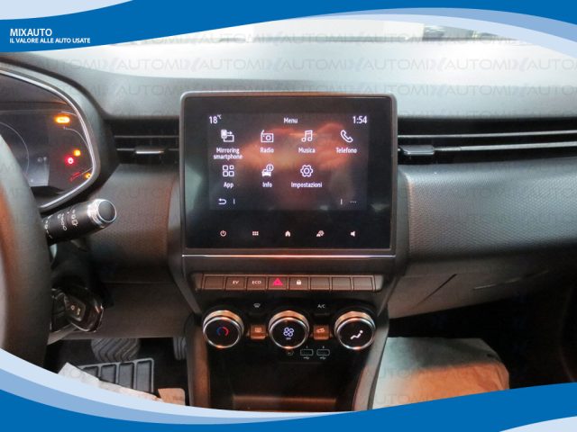 RENAULT Clio usata, con Autoradio
