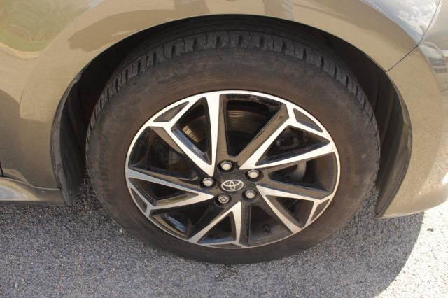TOYOTA Yaris usata, con Bracciolo