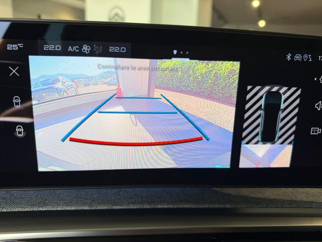 PEUGEOT 3008 usata, con Telecamera per parcheggio assistito