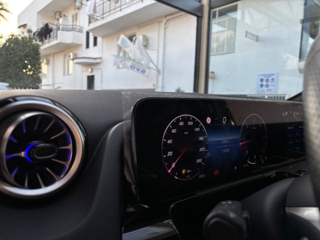 MERCEDES-BENZ GLA 200 usata, con Bluetooth