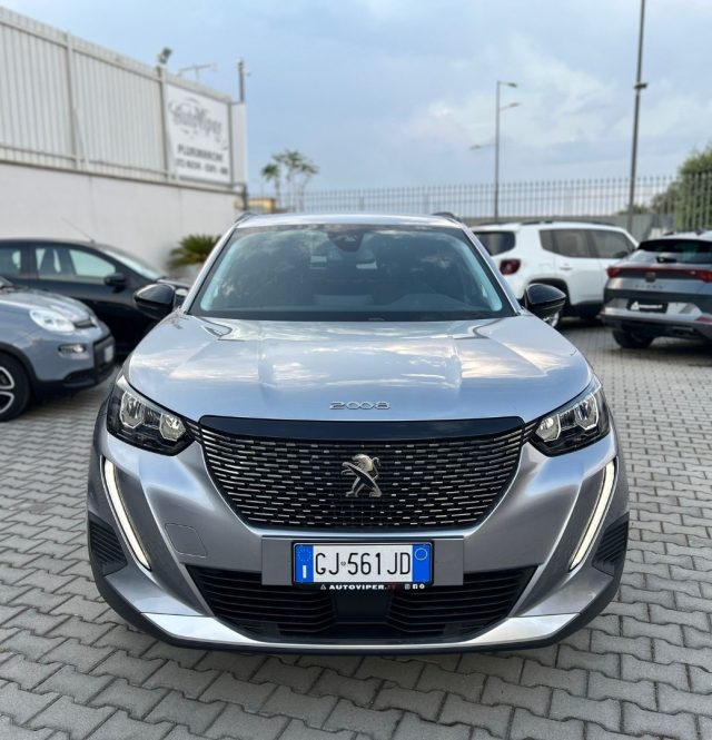 PEUGEOT 2008 usata, con Airbag