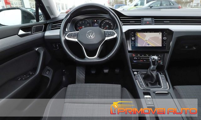 VOLKSWAGEN Passat Variant usata, con ABS