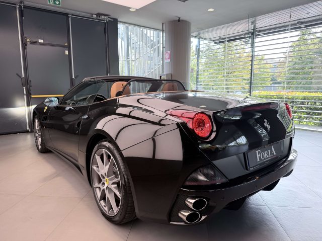 FERRARI California usata, con Tettuccio apribile