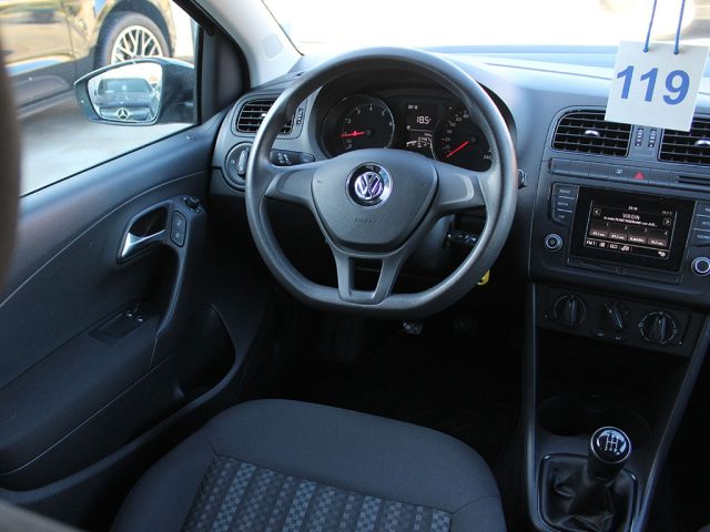 VOLKSWAGEN Polo usata, con Specchietti laterali elettrici