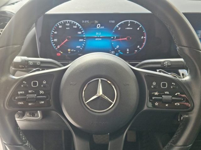 MERCEDES-BENZ GLA 180 usata, con MP3