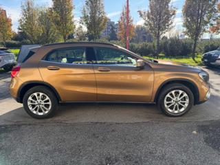 MERCEDES-BENZ GLA 180 usata, con Chiusura centralizzata