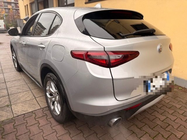 ALFA ROMEO Stelvio usata, con Autoradio
