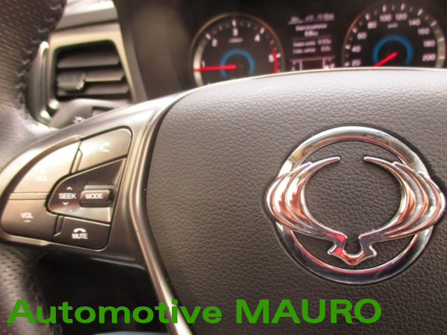 SSANGYONG Tivoli usata, con Autoradio digitale