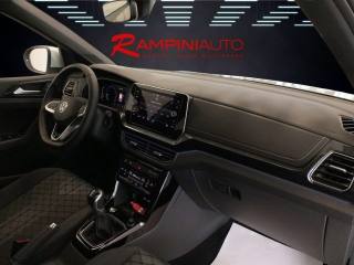 VOLKSWAGEN T-Cross usata 18