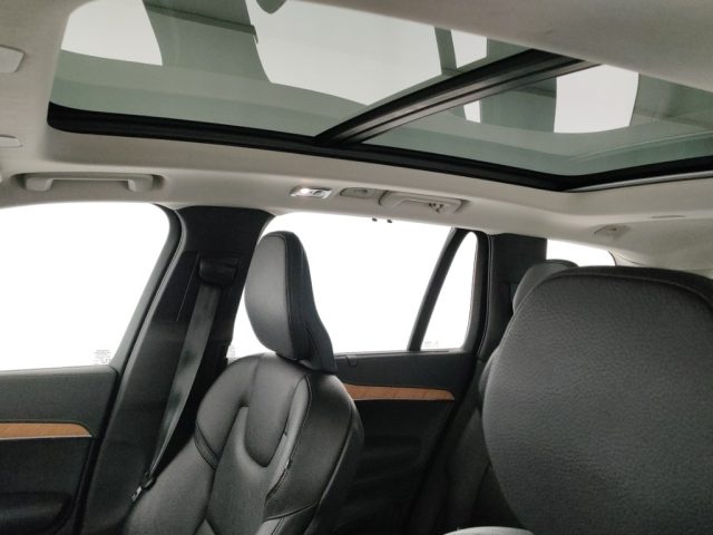 VOLVO XC90 usata, con Touch screen