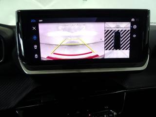 PEUGEOT 2008 usata, con Sensore di luce