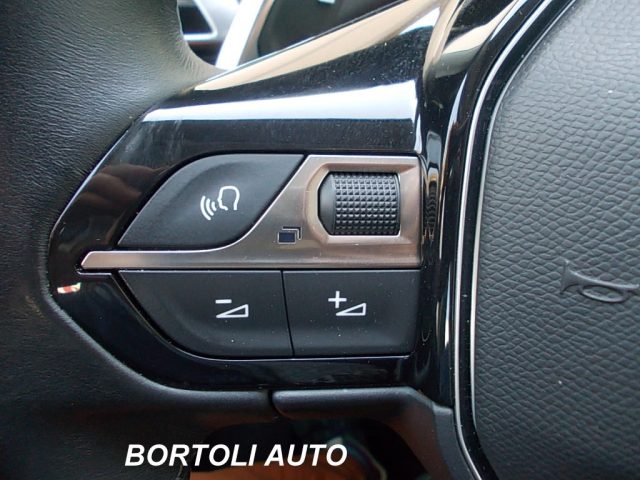 PEUGEOT 3008 usata, con Chiusura centralizzata telecomandata