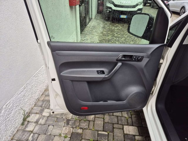 VOLKSWAGEN Caddy usata 6