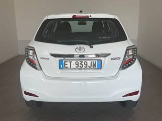 TOYOTA Yaris usata 5