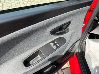LANCIA Ypsilon usata 32