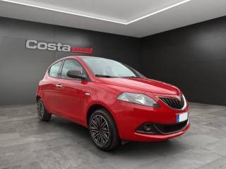 LANCIA Ypsilon usata, con Fendinebbia