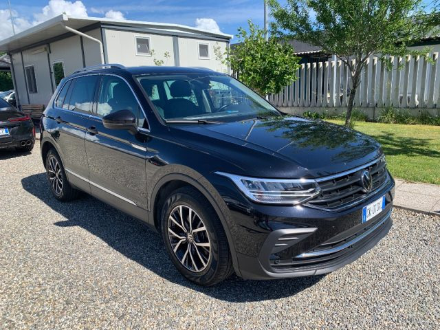 VOLKSWAGEN Tiguan usata, con Airbag laterali