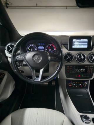 MERCEDES-BENZ B 200 usata, con Fari Xenon