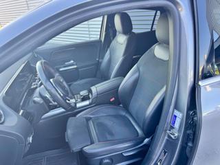 MERCEDES-BENZ GLA 180 usata, con Climatizzatore