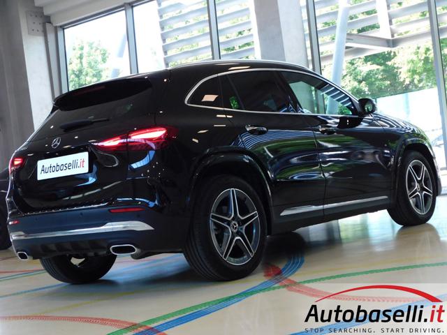 MERCEDES-BENZ GLA 200 usata, con Volante multifunzione